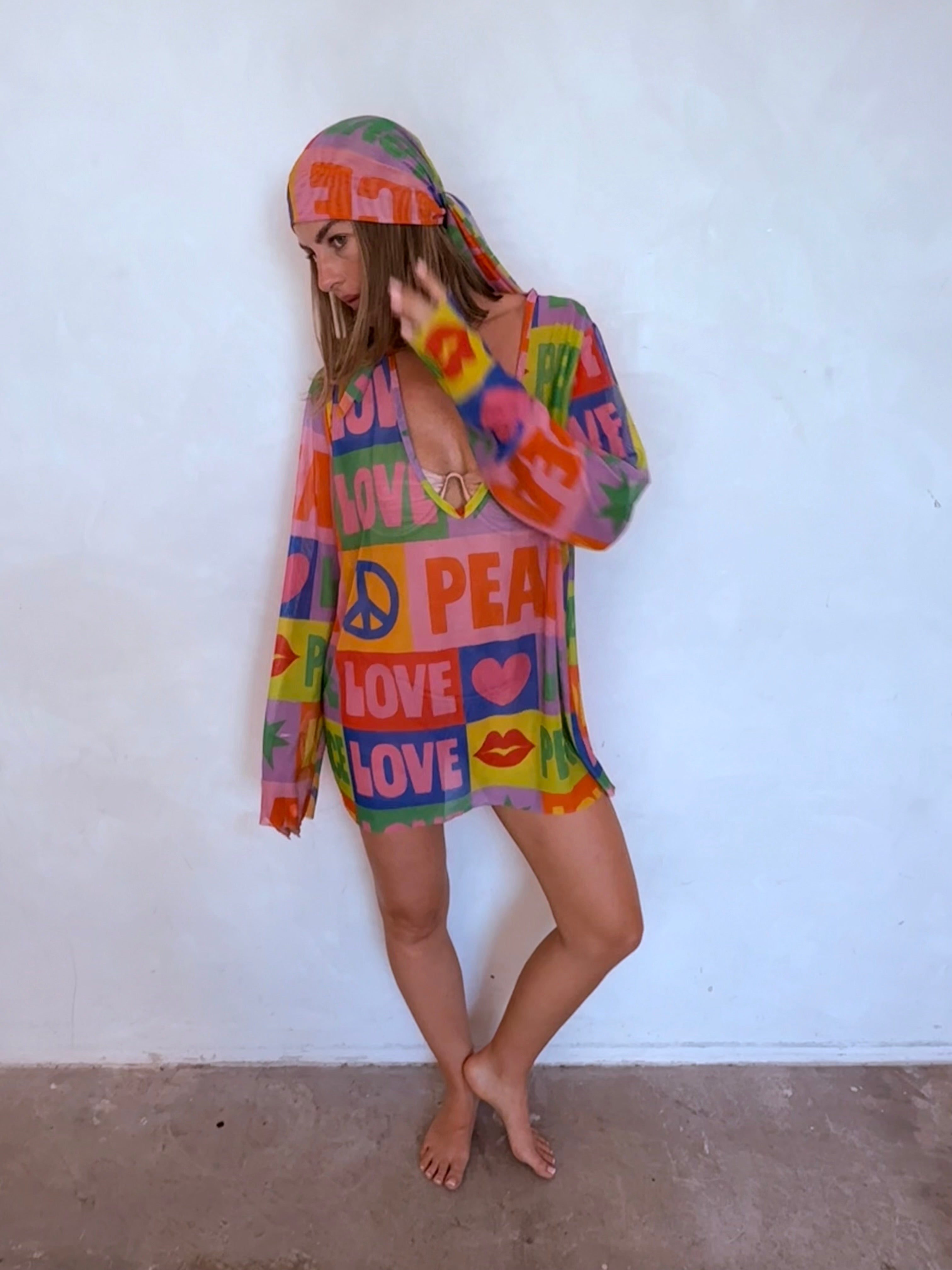 Peace&Love V- Neck Top